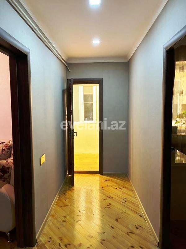 Satılır, köhnə tikili, 3 otaqlı, 55 m², Bakı, Suraxanı r, Yeni Günəşli q, Xalqlar Dostluğu m.