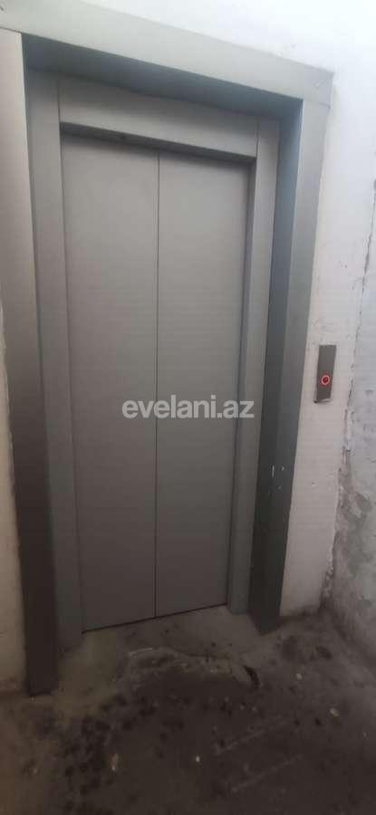 Satılır, köhnə tikili, 2 otaqlı, 45 m², Bakı, Nizami r, Xalqlar Dostluğu m.