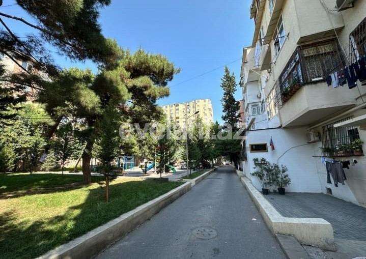 Продаётся, вторичка, 2-комнаты, 48 m², Баку, Насиминский r, 4-й микрорайон p, Мемар Аджеми m.