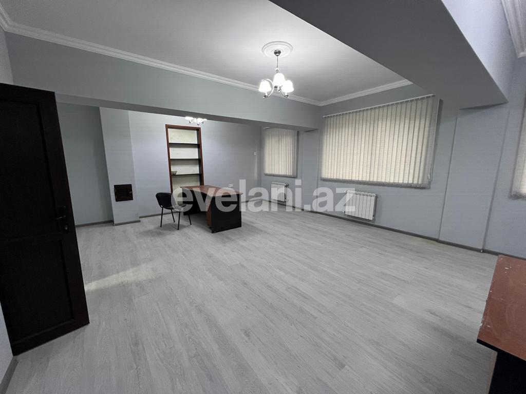 Rent, office, 10 room, 270 m², Baku, Nizami r, Khalglar Doslugu m.