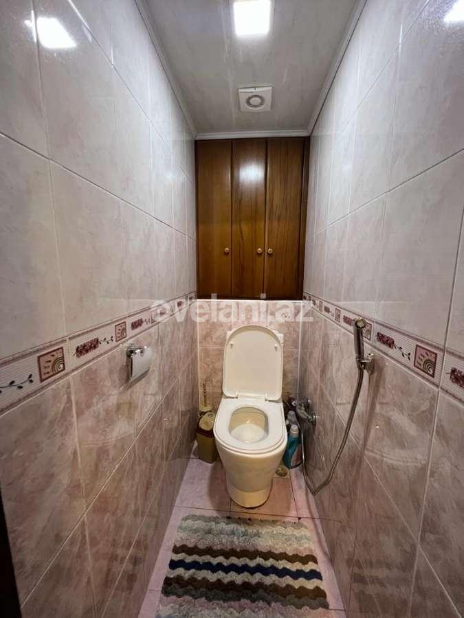 Satılır, köhnə tikili, 3 otaqlı, 70 m², Bakı, Suraxanı r, Yeni Günəşli q, Xalqlar Dostluğu m.