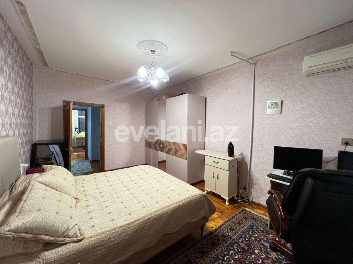 Satılır, köhnə tikili, 3 otaqlı, 80 m², Bakı, Suraxanı r, Yeni Günəşli q, Xalqlar Dostluğu m.