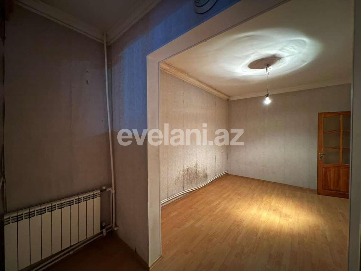Satılır, köhnə tikili, 3 otaqlı, 80 m², Bakı, Suraxanı r, Yeni Günəşli q.