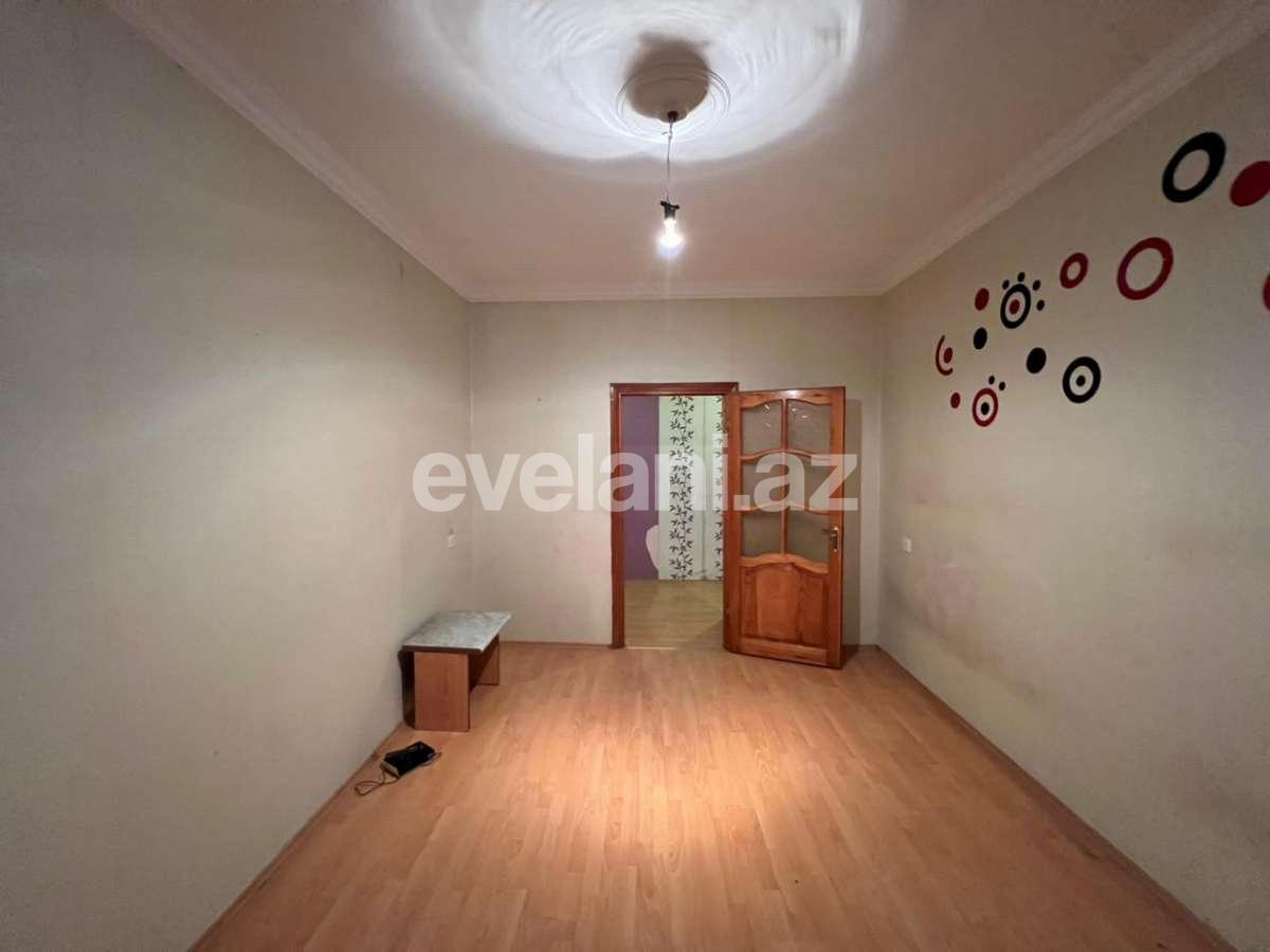 Satılır, köhnə tikili, 3 otaqlı, 80 m², Bakı, Suraxanı r, Yeni Günəşli q.