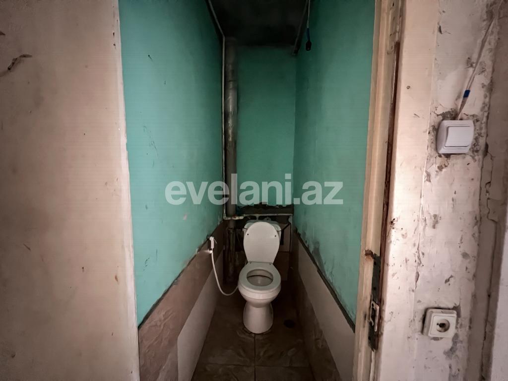 Satılır, köhnə tikili, 3 otaqlı, 80 m², Bakı, Suraxanı r, Yeni Günəşli q, Xalqlar Dostluğu m.