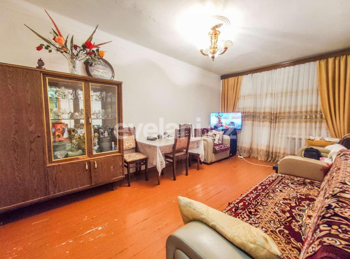 Satılır, köhnə tikili, 2 otaqlı, 50 m², Bakı, Nizami r, Neftçilər m.