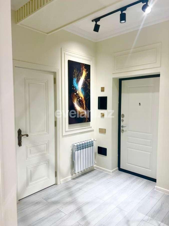 Satılır, yeni tikili, 2 otaqlı, 50 m², Bakı, Binəqədi r, 8-ci mikrorayon q, Gənclik m.