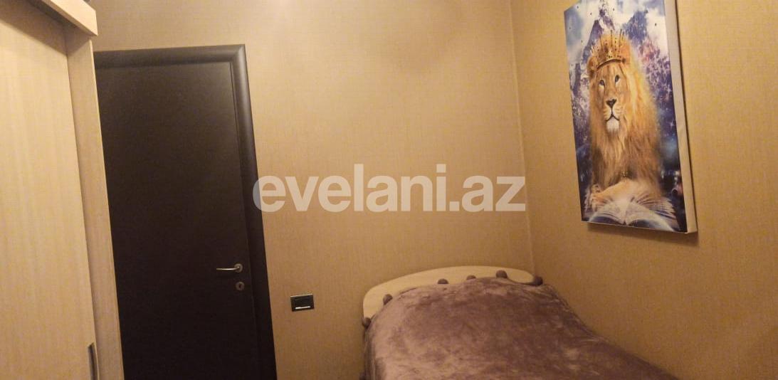 Satılır, köhnə tikili, 356 otaqlı, 56 m², Bakı, Binəqədi r, 7-ci mikrorayon q, Azadlıq prospekti m.