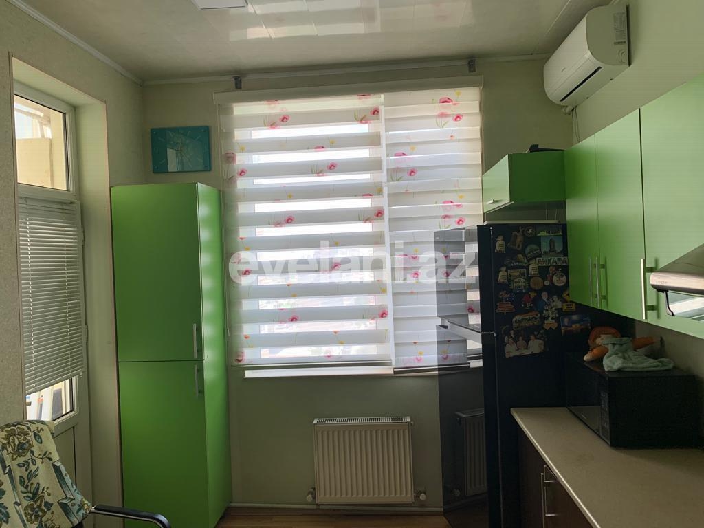 Satılır, yeni tikili, 2 otaqlı, 80 m², Bakı, Binəqədi r, 8-ci mikrorayon q, Azadlıq prospekti m.