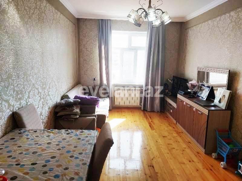 Satılır, köhnə tikili, 3 otaqlı, 70 m², Bakı, Sabunçu r, Bakıxanov q.