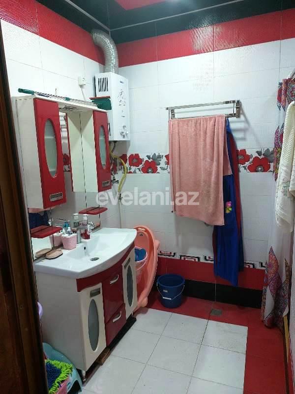 Satılır, köhnə tikili, 3 otaqlı, 70 m², Bakı, Sabunçu r, Bakıxanov q.