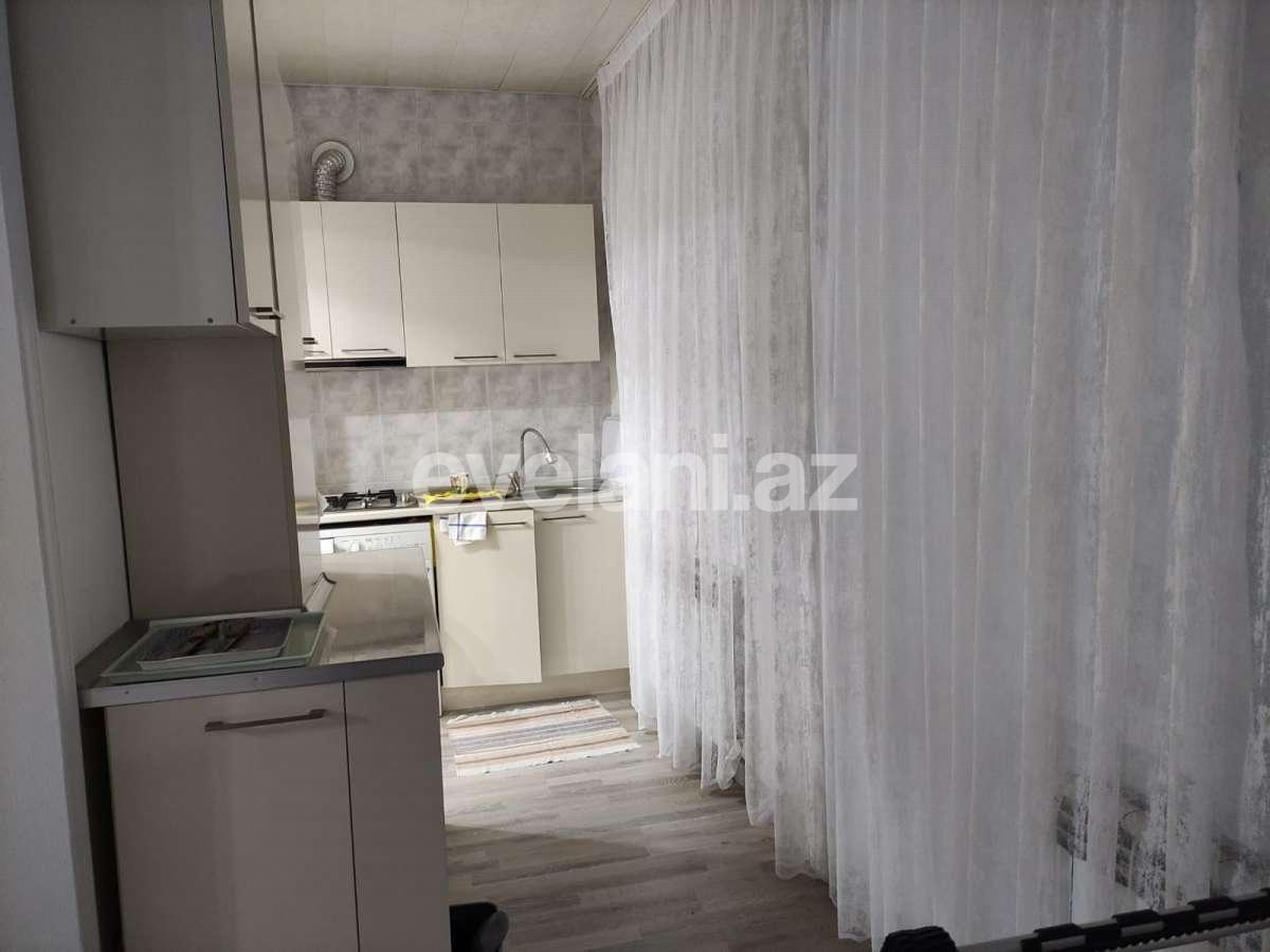 Satılır, köhnə tikili, 3 otaqlı, 65 m², Bakı, Səbail r, Badamdar q.