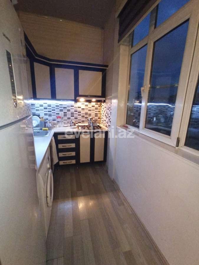 Satılır, köhnə tikili, 3 otaqlı, 87 m², Bakı, Səbail r, İçəri Şəhər m.