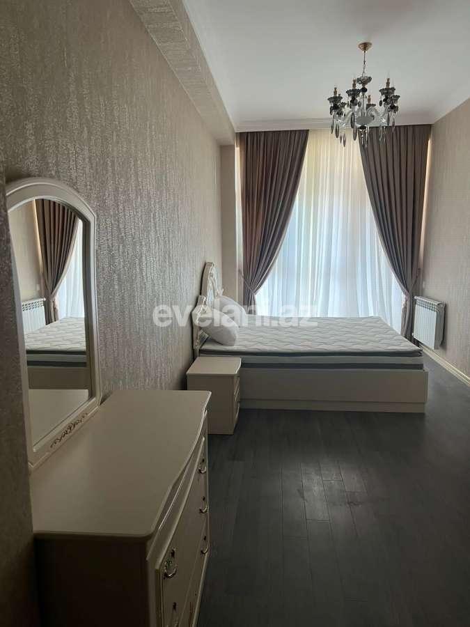 Сдаётся, новостройка, 3-комнаты, 159 m², Баку, Сабаильский r, Ичери Шехер m.