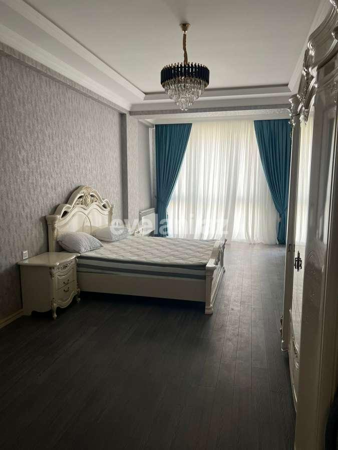 Сдаётся, новостройка, 3-комнаты, 159 m², Баку, Сабаильский r, Ичери Шехер m.