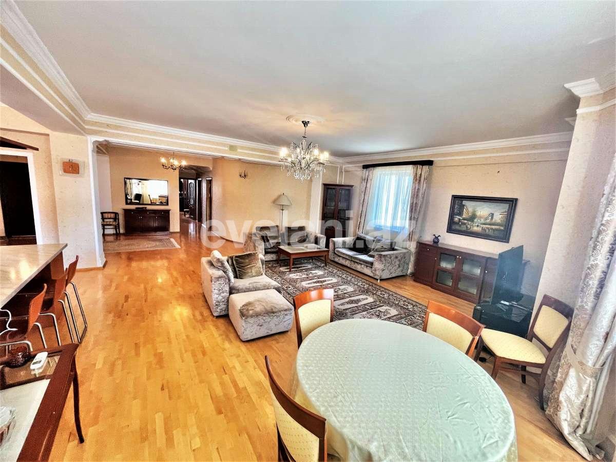 Kirayə verilir, yeni tikili, 4 otaqlı, 209.96 m², Bakı, Nəsimi r, Sahil m.