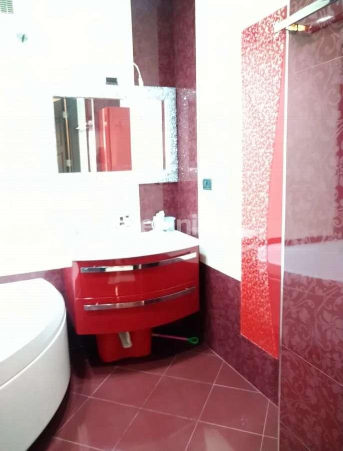 Kirayə verilir, yeni tikili, 3 otaqlı, 130 m², Bakı, Xətai r, Şah İsmayıl Xətai m.