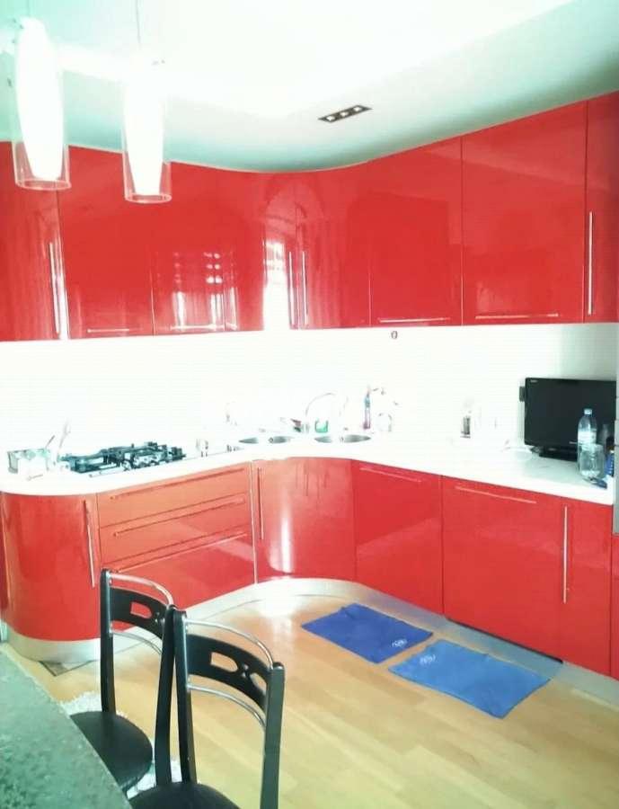 Kirayə verilir, yeni tikili, 3 otaqlı, 130 m², Bakı, Xətai r, Şah İsmayıl Xətai m.