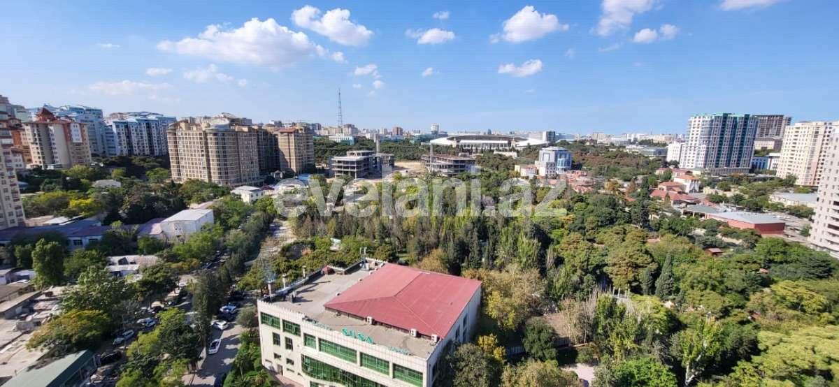 Satılır, köhnə tikili, 3 otaqlı, 155 m², Bakı, Nərimanov r.