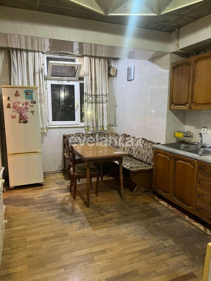 Rent, old building, 3 room, 90 m², Baku, Narimanov r, Ganjlik m.