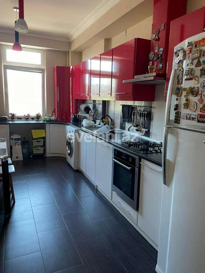 Satılır, yeni tikili, 4 otaqlı, 125 m², Bakı, Xətai r, Həzi Aslanov m.