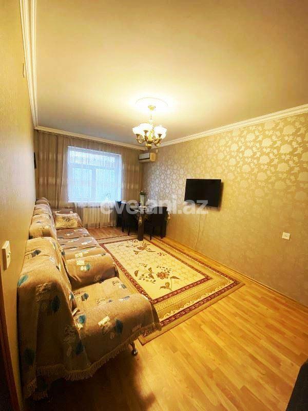 Satılır, köhnə tikili, 3 otaqlı, 59.99 m², Bakı, Xətai r, Əhmədli q, Həzi Aslanov m.
