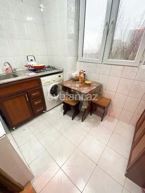 Satılır, köhnə tikili, 3 otaqlı, 59.99 m², Bakı, Xətai r, Əhmədli q, Həzi Aslanov m.