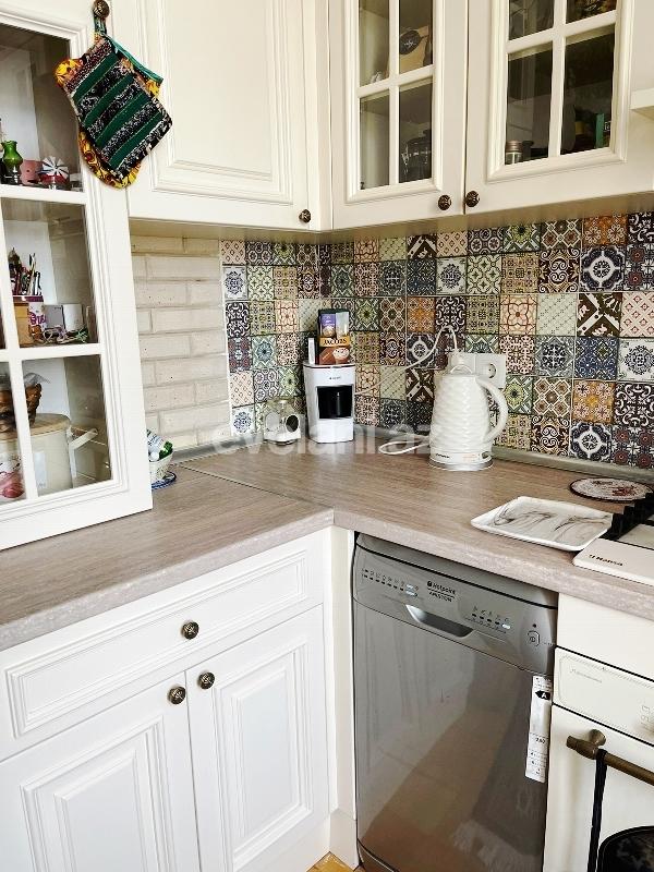 Satılır, köhnə tikili, 3 otaqlı, 100 m², Bakı, Nərimanov r, Montin q, Nəriman Nərimanov m.