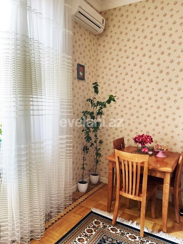 Satılır, köhnə tikili, 3 otaqlı, 100 m², Bakı, Nərimanov r, Montin q, Nəriman Nərimanov m.