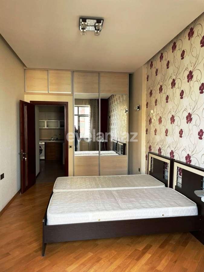 Satılır, yeni tikili, 3 otaqlı, 105 m², Bakı, Yasamal r, Elmlər Akademiyası m.