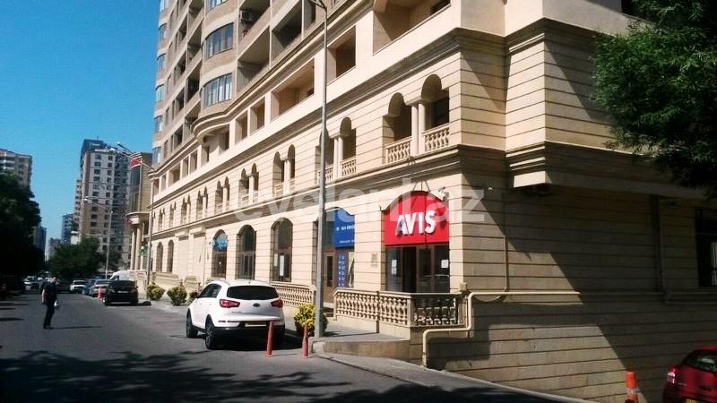 Satılır, yeni tikili, 3 otaqlı, 105 m², Bakı, Yasamal r, Elmlər Akademiyası m.