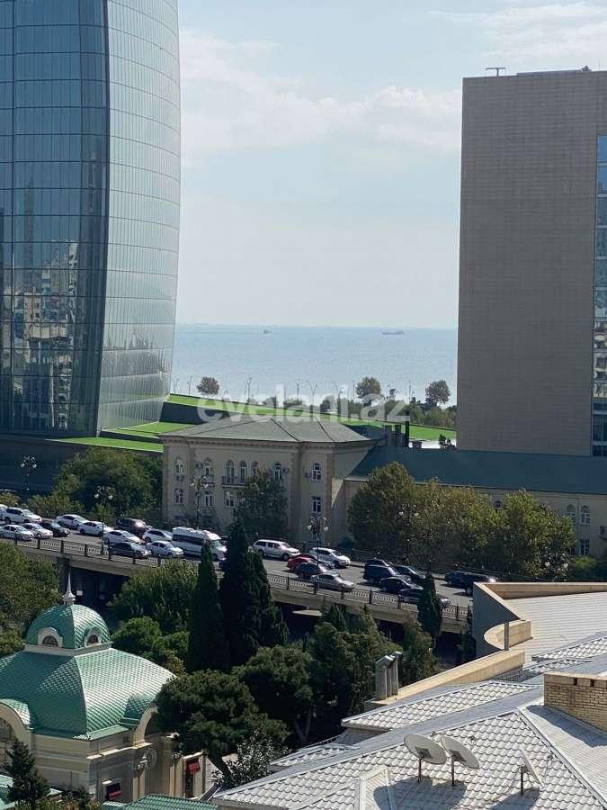 Kirayə verilir, yeni tikili, 4 otaqlı, 190 m², Bakı, Nəsimi r, 28 may m.