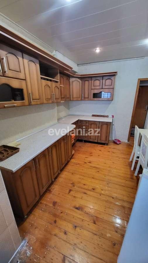 Sale, old building, 2 room, 55 m², Baku, Yasamal r, Inshaatchilar m.