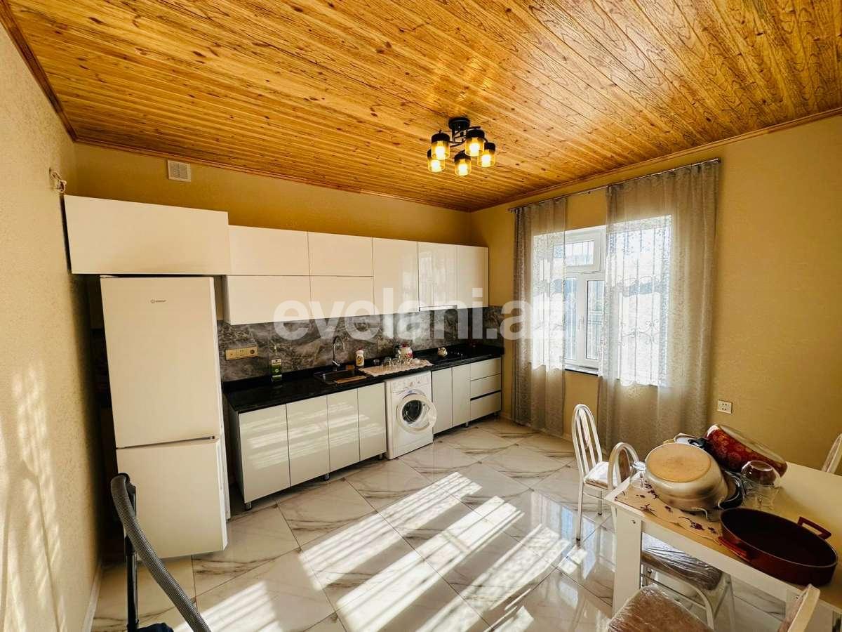 Satılır, həyət evi / bağ, 4 otaqlı, 200 m², Bakı, Suraxanı r, Hövsan q.