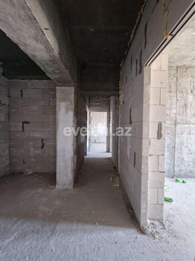 Satılır, yeni tikili, 3 otaqlı, 120 m², Bakı, Nizami r, 8-ci kilometr q, Neftçilər m.