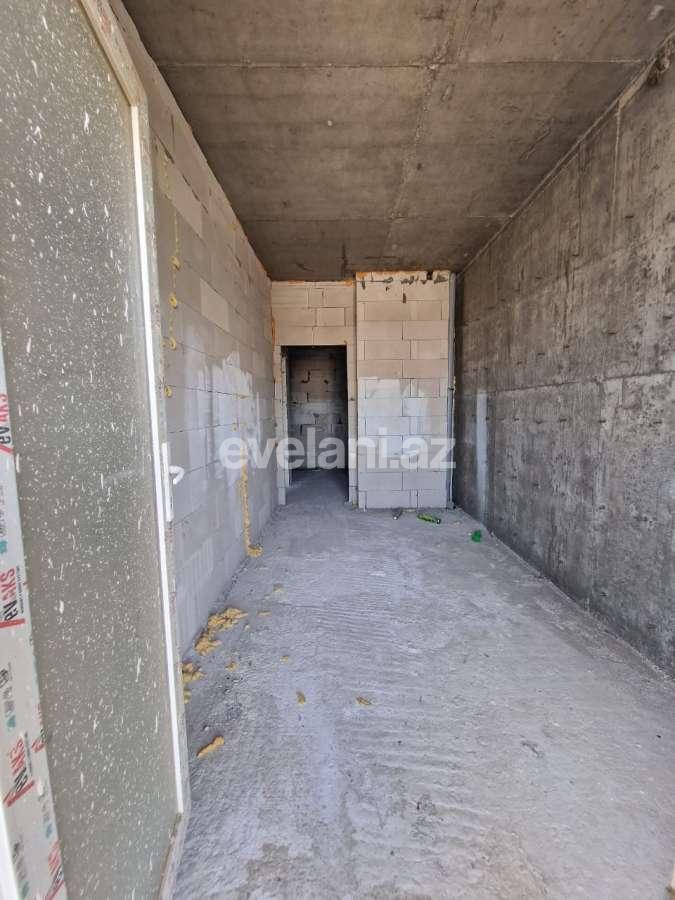 Satılır, yeni tikili, 3 otaqlı, 120 m², Bakı, Nizami r, 8-ci kilometr q, Neftçilər m.