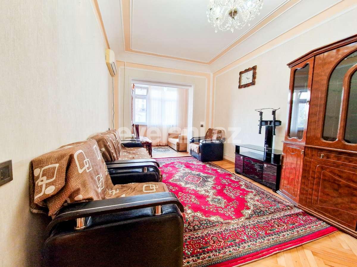 Satılır, köhnə tikili, 2 otaqlı, 50 m², Bakı, Nizami r, Neftçilər m.