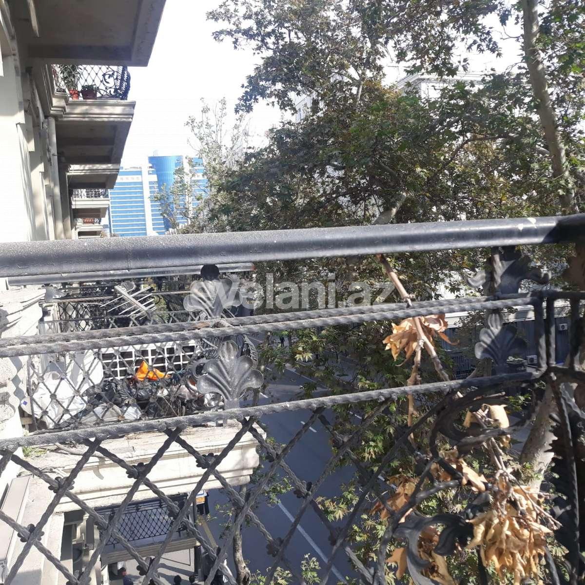 Kirayə verilir, yeni tikili, 4 otaqlı, 100 m², Bakı, Səbail r, Sahil m.