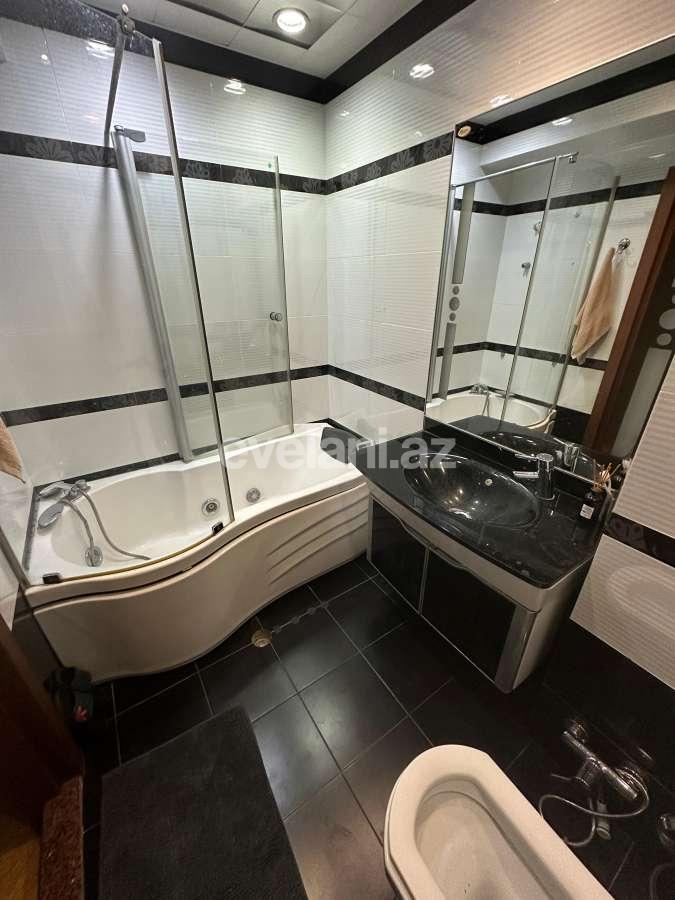 Rent, new building, 4 room, 165 m², Baku, Sabail r, 28 may m.