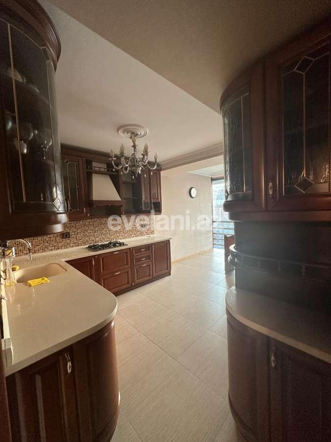 Rent, new building, 4 room, 165 m², Baku, Sabail r, 28 may m.