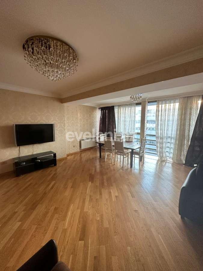 Rent, new building, 4 room, 165 m², Baku, Sabail r, 28 may m.