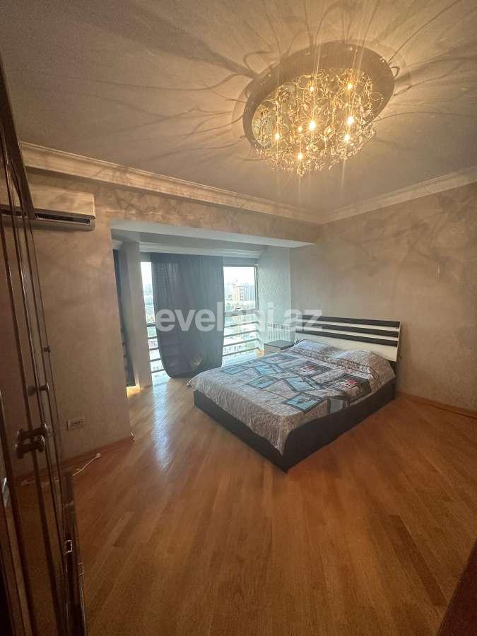 Rent, new building, 4 room, 165 m², Baku, Sabail r, 28 may m.