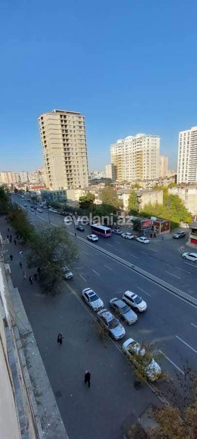Satılır, köhnə tikili, 3 otaqlı, 80 m², Bakı, Yasamal r, Yasamal q, İnşaatçılar m.