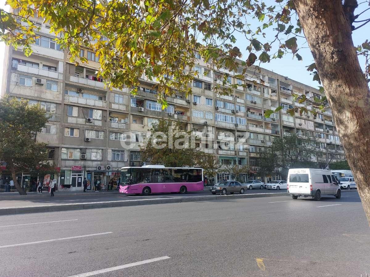 Satılır, köhnə tikili, 3 otaqlı, 80 m², Bakı, Yasamal r, Yasamal q, İnşaatçılar m.