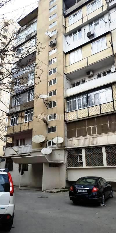 Satılır, köhnə tikili, 3 otaqlı, 75 m², Bakı, Binəqədi r, 9-cu mikrorayon q, Nəsimi m.
