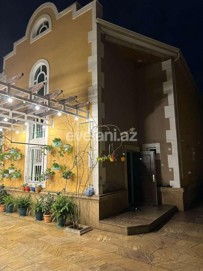 Satılır, həyət evi / bağ, 6 otaqlı, 190 m², Bakı, Suraxanı r, Qaraçuxur q.