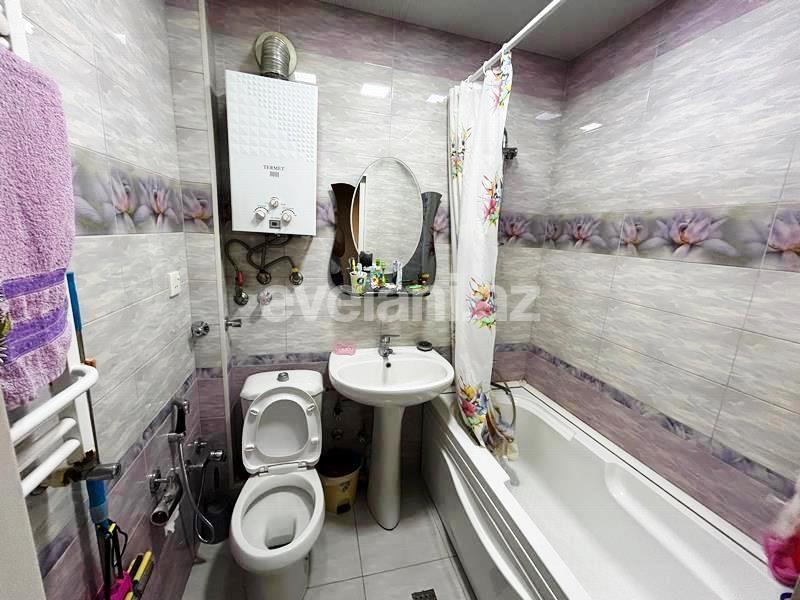 Satılır, köhnə tikili, 3 otaqlı, 70 m², Bakı, Nizami r, 8-ci kilometr q, Qara Qarayev m.