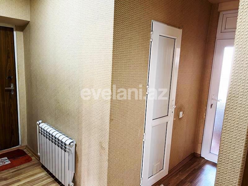 Satılır, köhnə tikili, 3 otaqlı, 70 m², Bakı, Nizami r, 8-ci kilometr q, Qara Qarayev m.