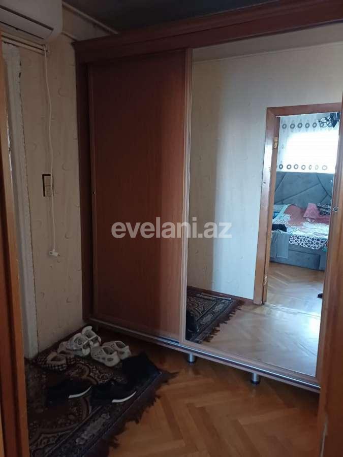 Satılır, köhnə tikili, 3 otaqlı, 74 m², Bakı, Nəsimi r, 4-cü mikrorayon q, Memar Əcəmi m.