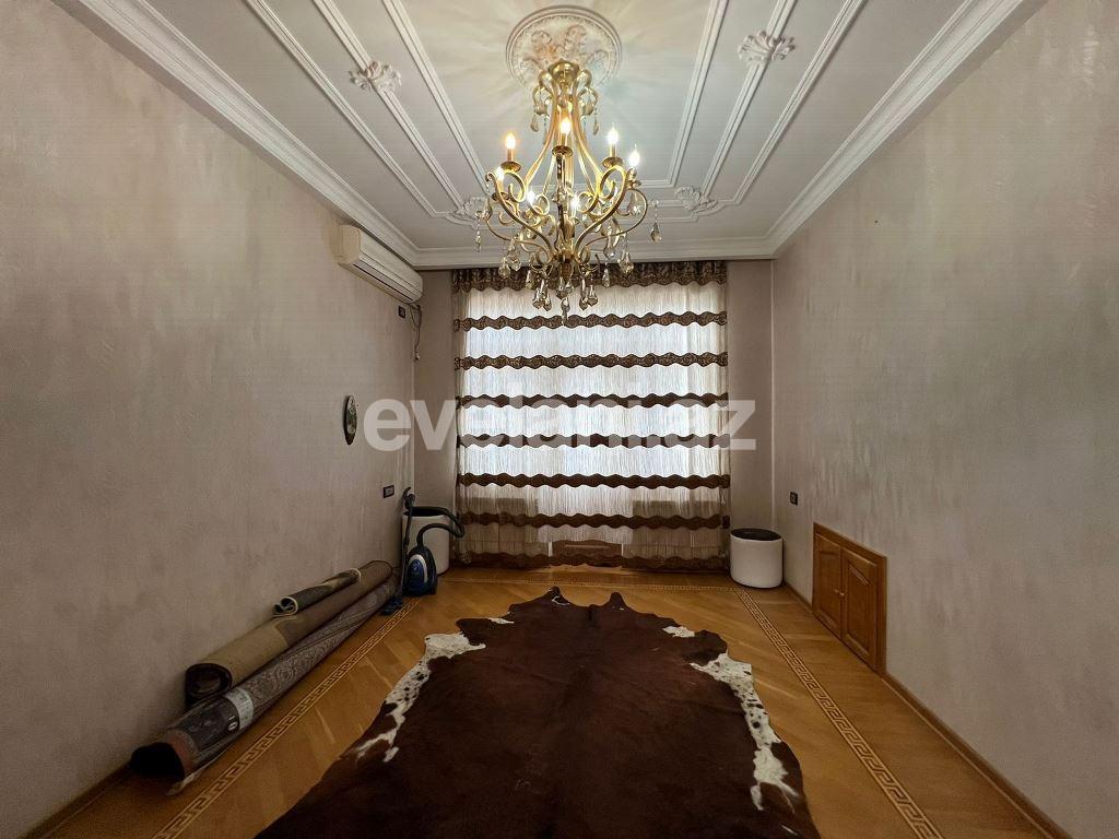 Satılır, həyət evi / bağ, 6 otaqlı, 430 m², Bakı, Xətai r, Həzi Aslanov q, Həzi Aslanov m.